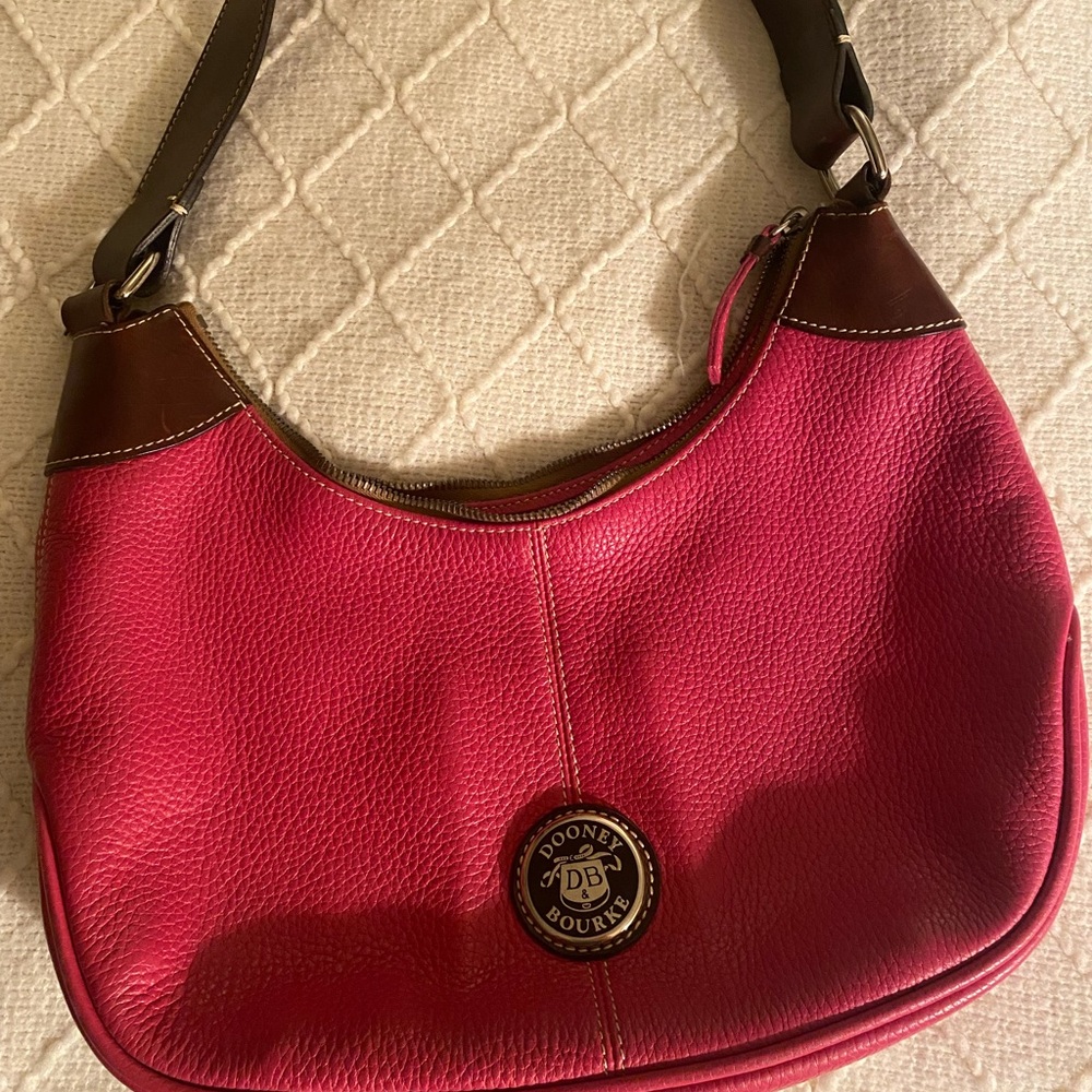 Vintage Dooney and Bourke Bag excellent condition